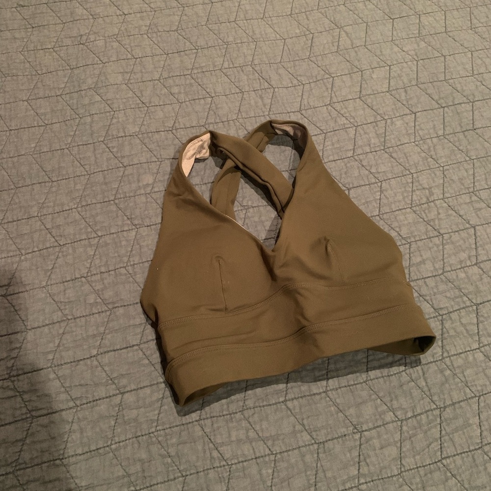 Born Primitive sports bra size small